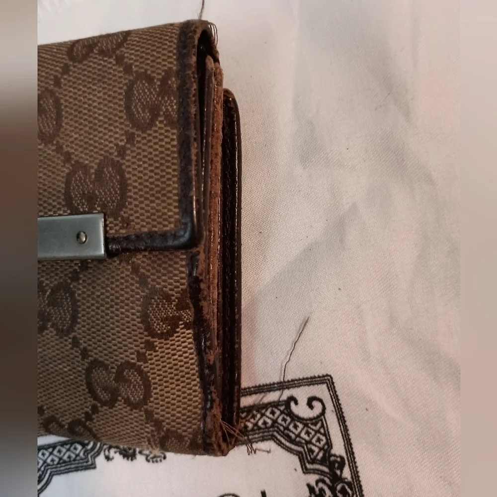 GUCCI GG Beige Canvas With Brn Leather Coin Purse Clutch/Wallet